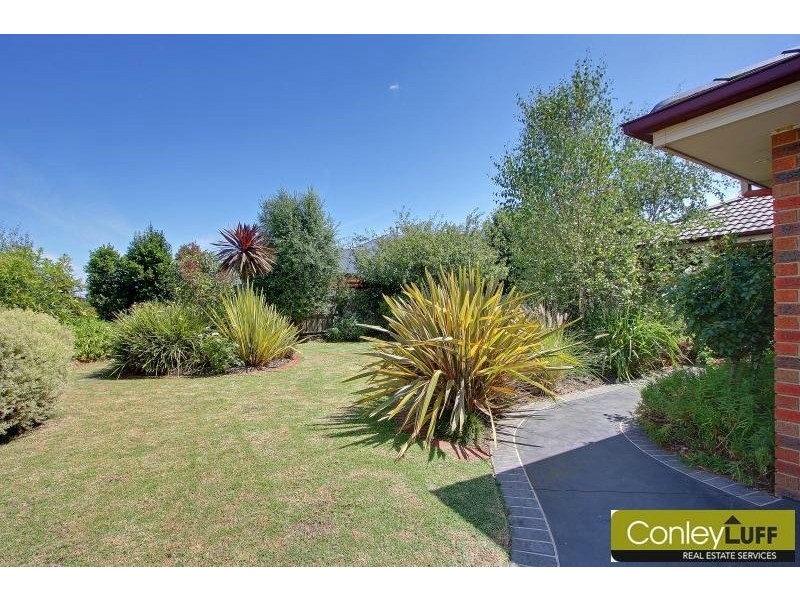 44 Ben Drive, Mornington VIC 3931