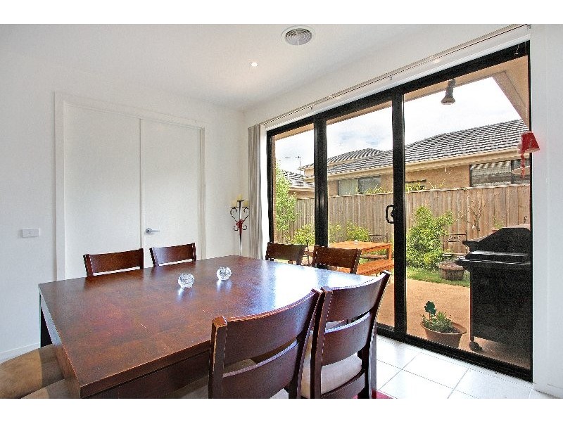 16 Williams Road, Dromana VIC 3936
