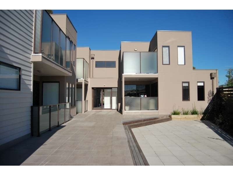 3/47 Spray Street, Mornington VIC 3931