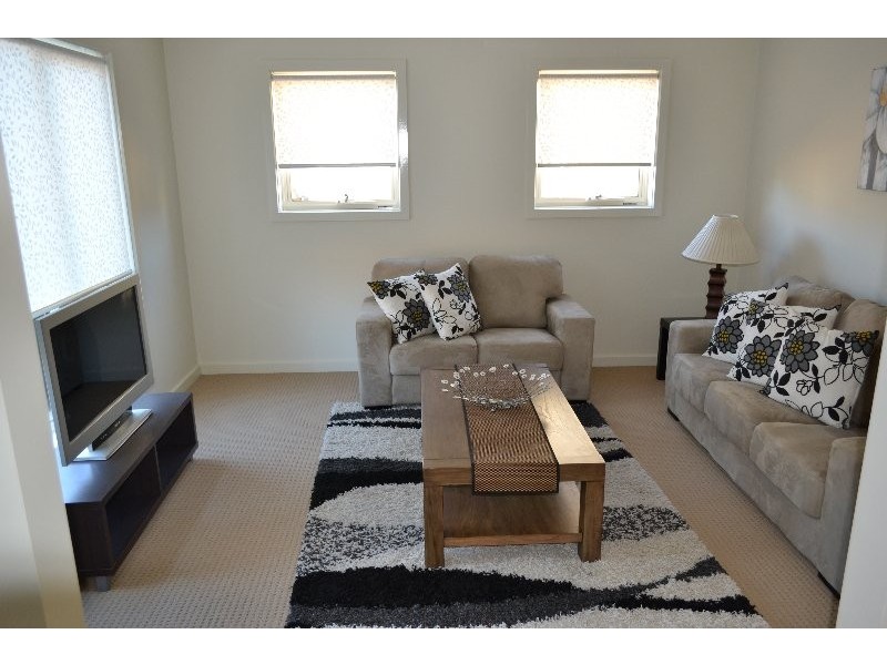 1/61 Green Island Avenue, Mount Martha VIC 3934