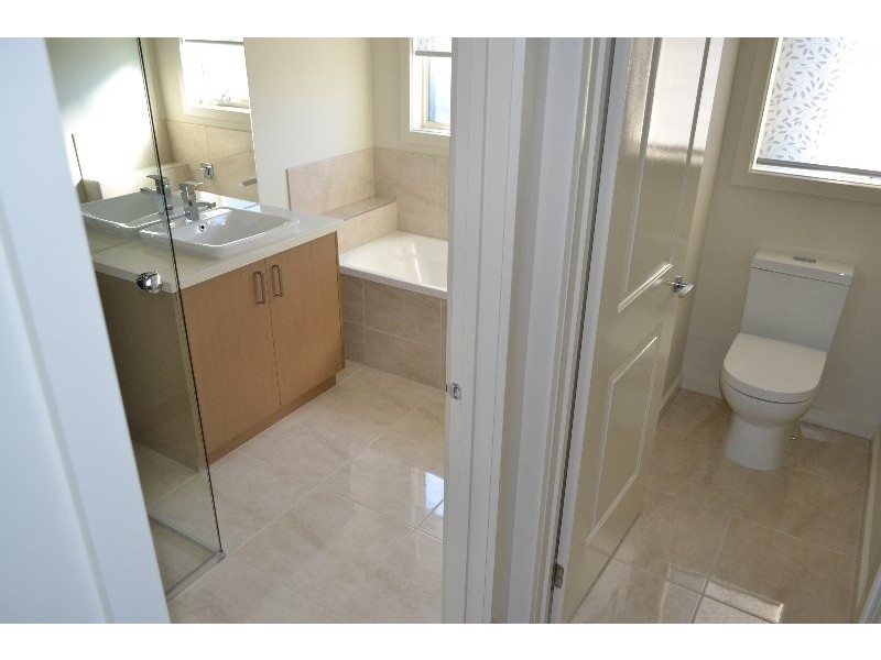 1/61 Green Island Avenue, Mount Martha VIC 3934