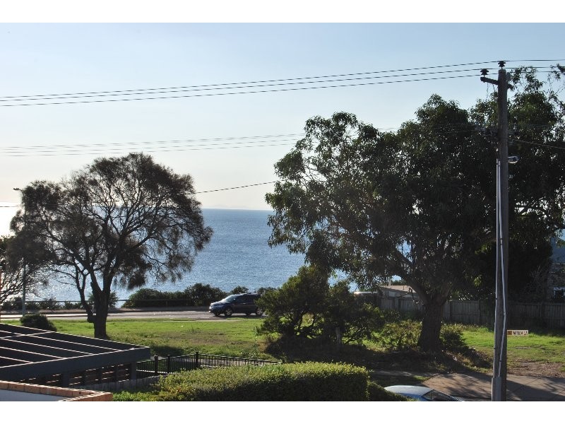 9/5 Barkly Street, Mornington VIC 3931