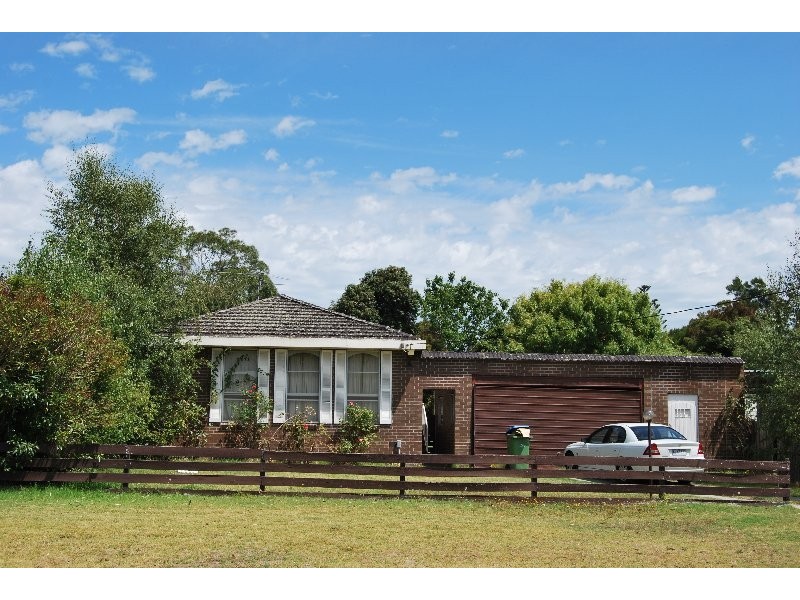 11 Dava Drive, Mornington VIC 3931