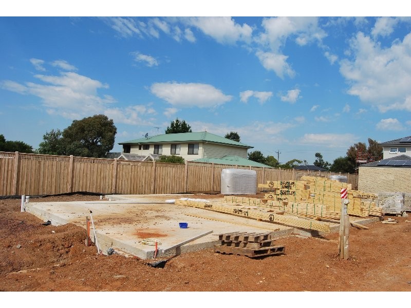 8/61 Green Island Avenue, Mornington VIC 3931