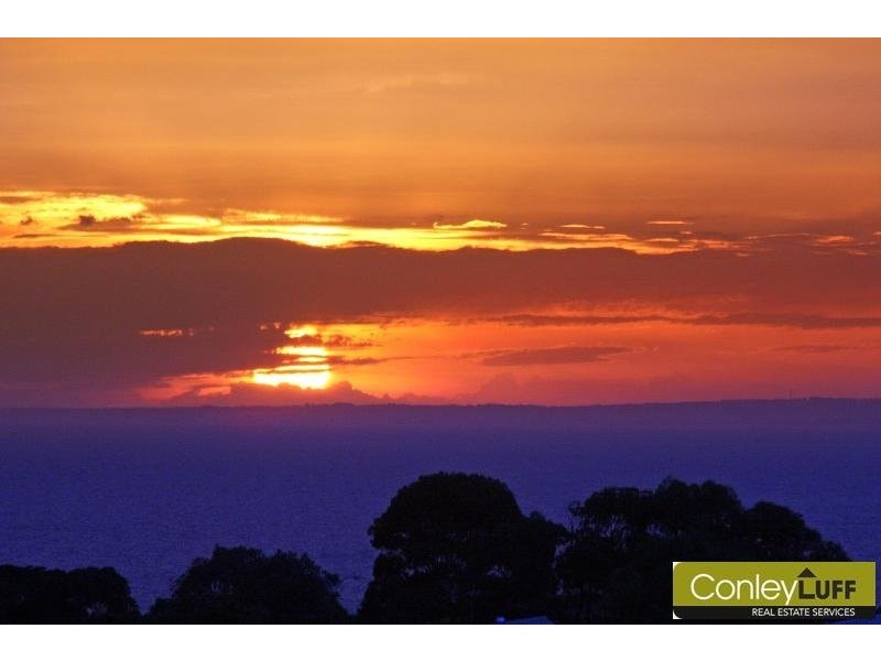 17 Glendenning Rise, Mornington VIC 3931