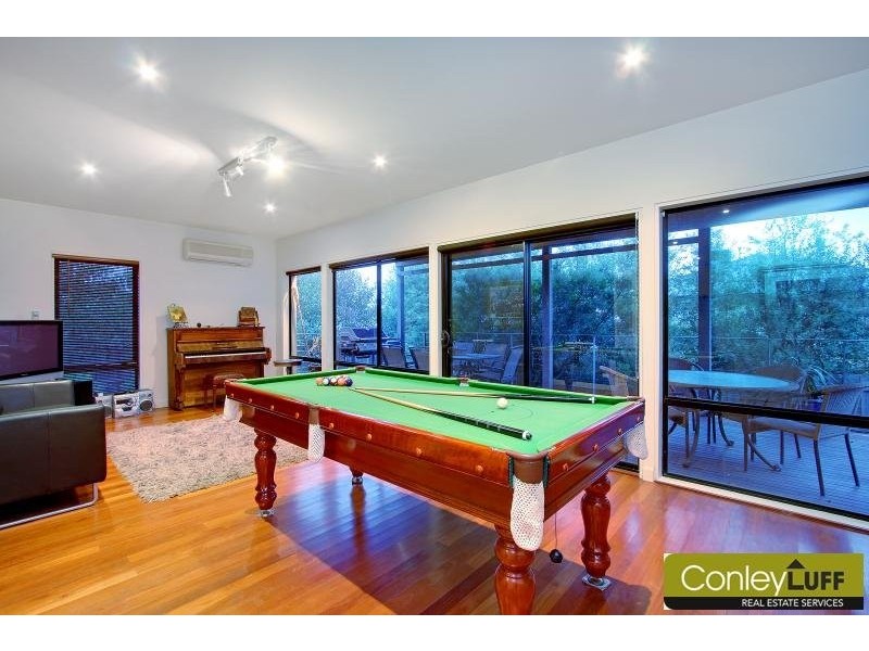 17 Glendenning Rise, Mornington VIC 3931