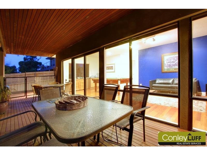 17 Glendenning Rise, Mornington VIC 3931