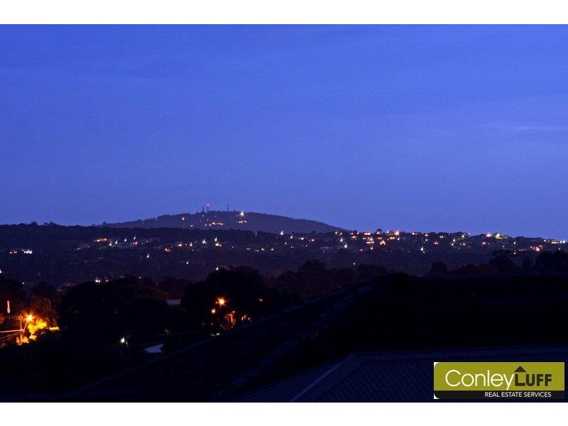 17 Glendenning Rise, Mornington VIC 3931