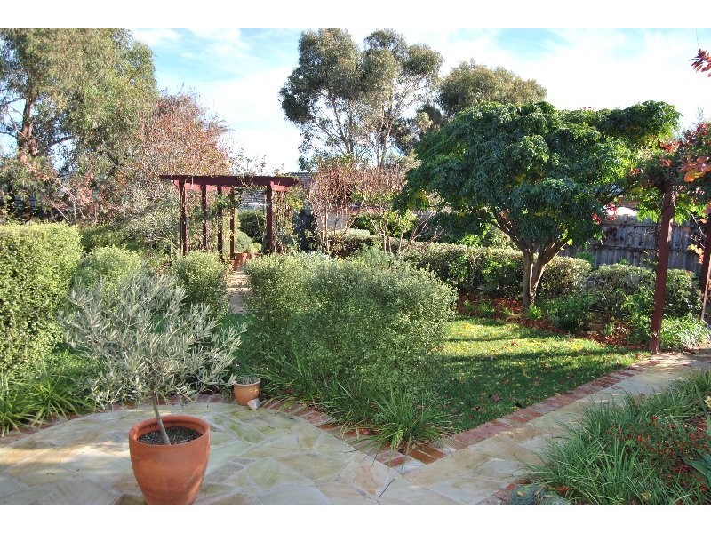 20 Kathleeen Cres, Mornington VIC 3931