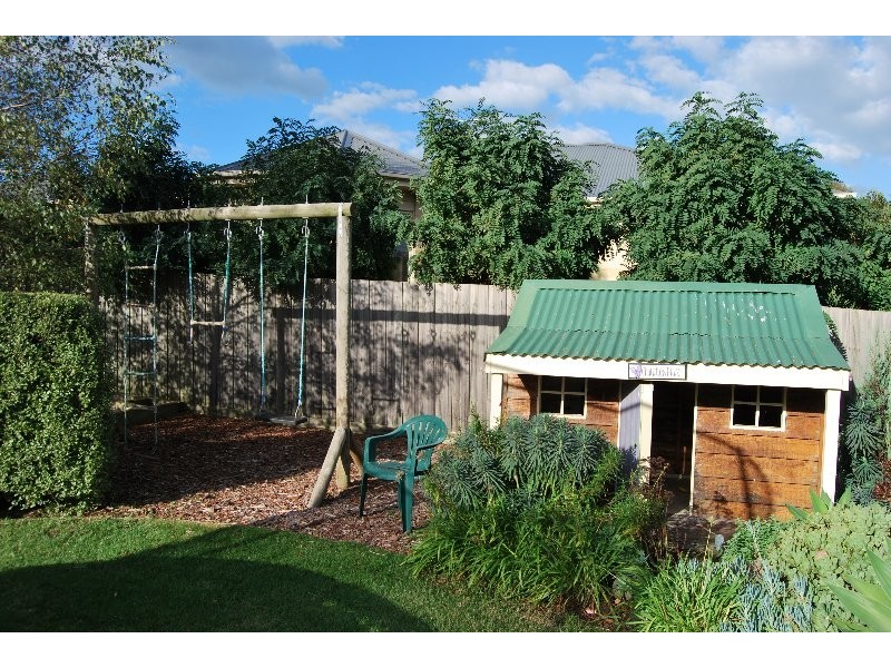 20 Kathleeen Cres, Mornington VIC 3931