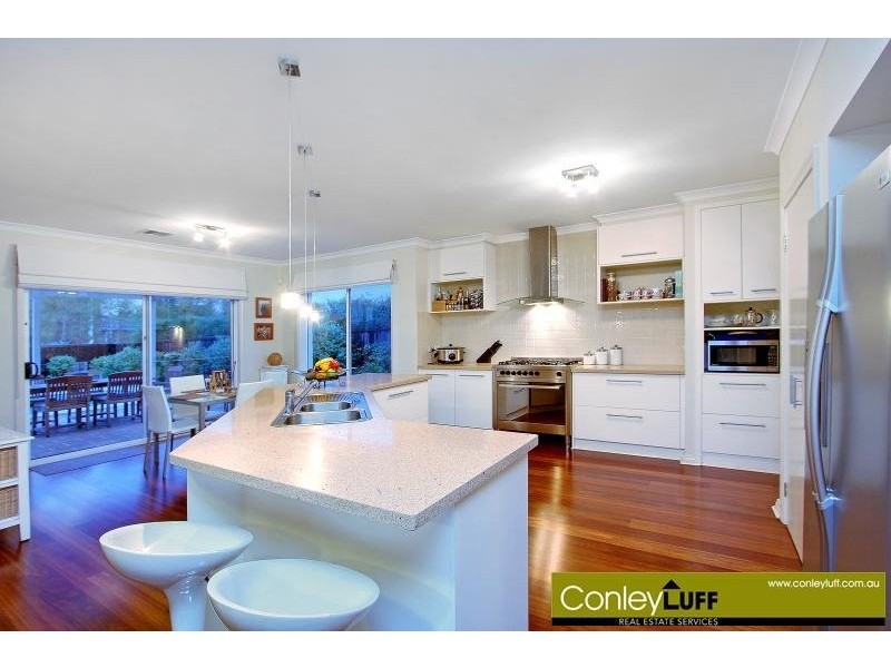 1 Joanne Way, Mornington VIC 3931