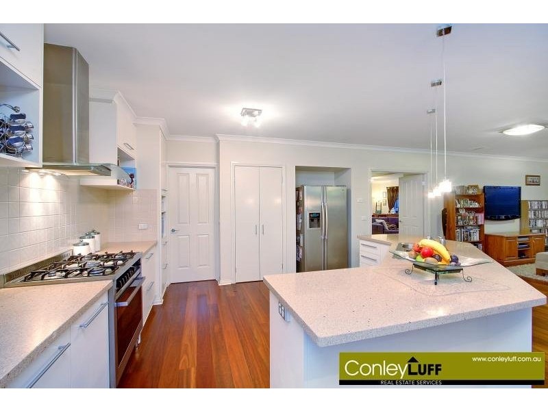 1 Joanne Way, Mornington VIC 3931