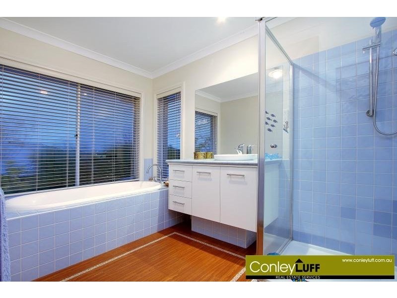 1 Joanne Way, Mornington VIC 3931