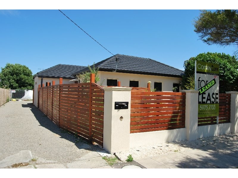 2/10 Kent Street, Mornington VIC 3931