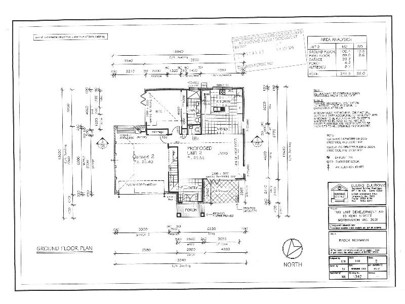 2/10 Kent Street, Mornington VIC 3931