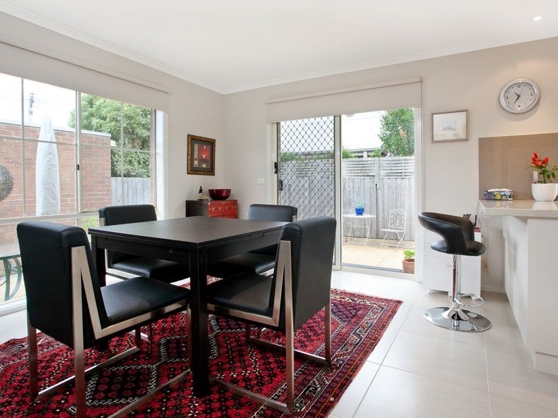 3/7-9 Carol Street, Mornington VIC 3931