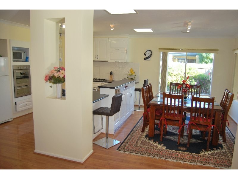 19 Brydon Close, Mornington VIC 3931