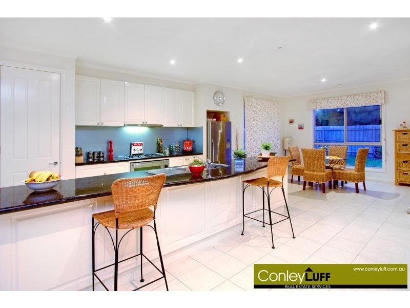 41 Summerfield Drive, Mornington VIC 3931