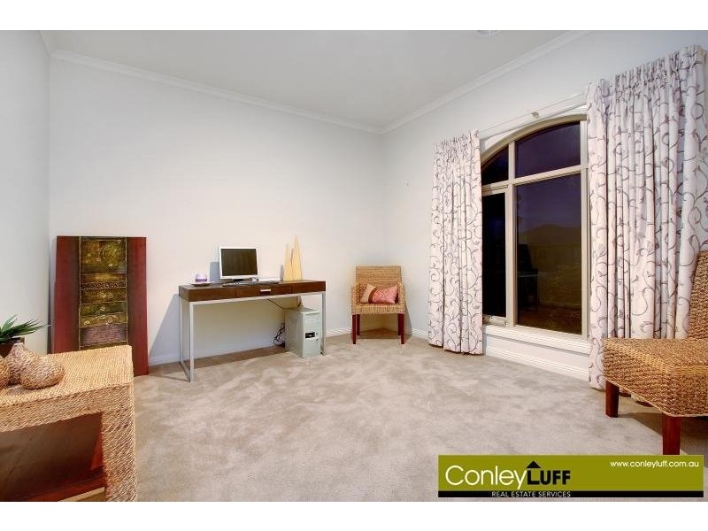 41 Summerfield Drive, Mornington VIC 3931