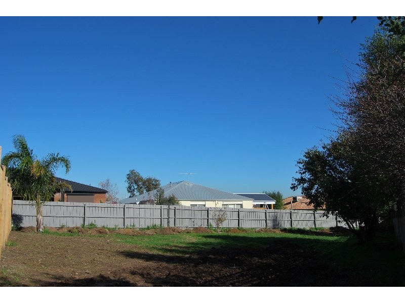 1/10 Stanton Close, Mount Martha VIC 3934