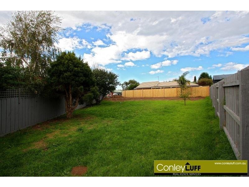 1/10 Stanton Close, Mount Martha VIC 3934