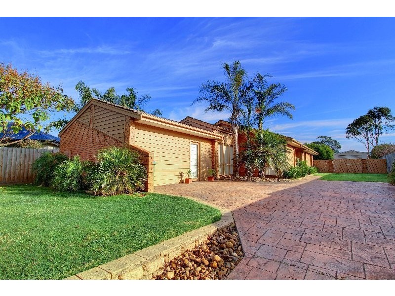 9 Correa Crt, Mount Martha VIC 3934