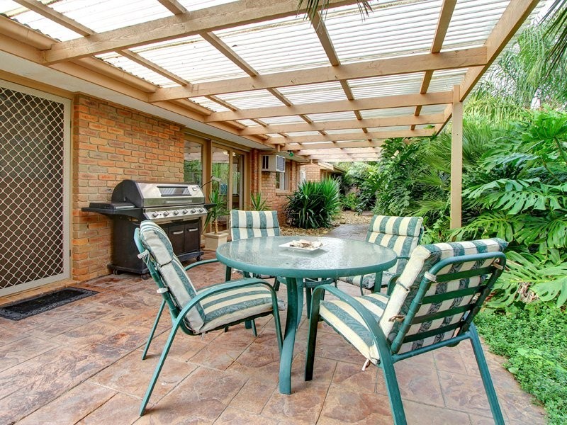 9 Correa Crt, Mount Martha VIC 3934