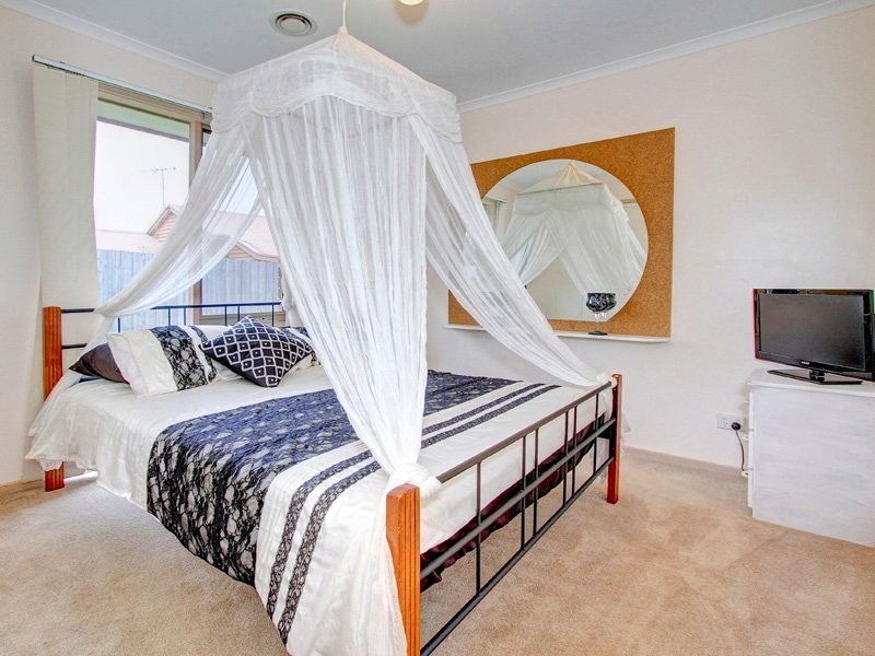 9 Correa Crt, Mount Martha VIC 3934