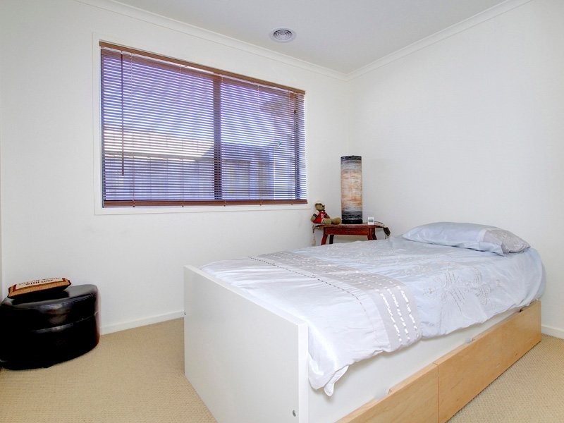3/75 St Mitchell Crt, Mornington VIC 3931