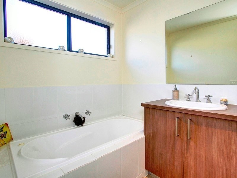 3/75 St Mitchell Crt, Mornington VIC 3931