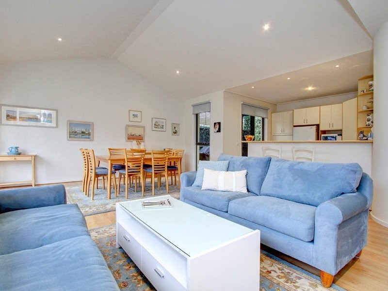 28/2A Bentons Rd, Mount Martha VIC 3934