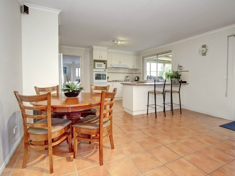 25 Longwood Drive, Mornington VIC 3931