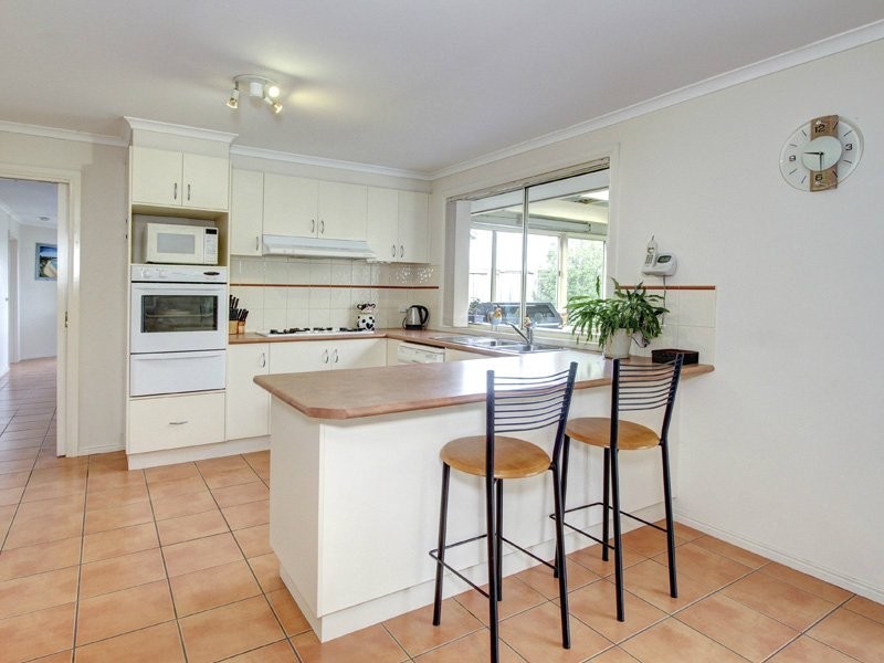 25 Longwood Drive, Mornington VIC 3931