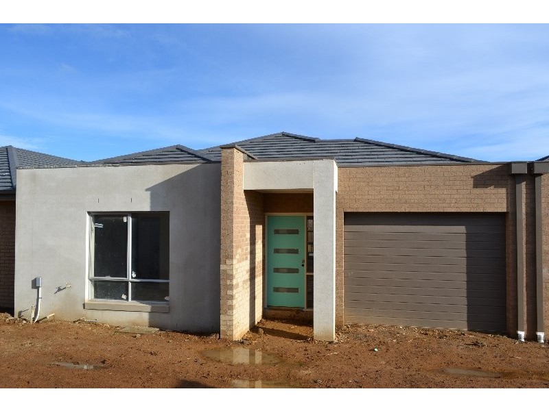 1-15/41 Green Island Avenue, Mount Martha VIC 3934