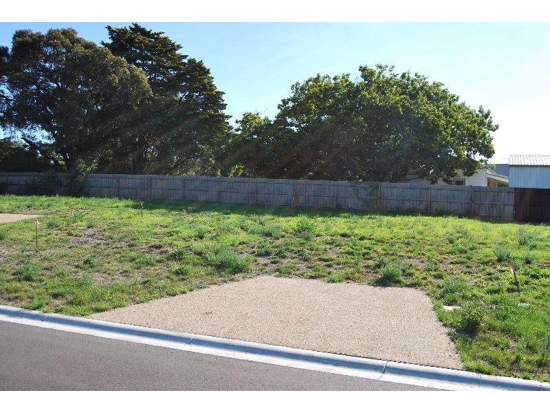 17/610 Bayvista On Esplanade, Mount Martha VIC 3934