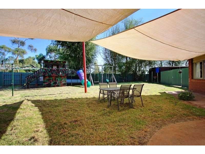 215 Roberts Road, Mornington VIC 3931