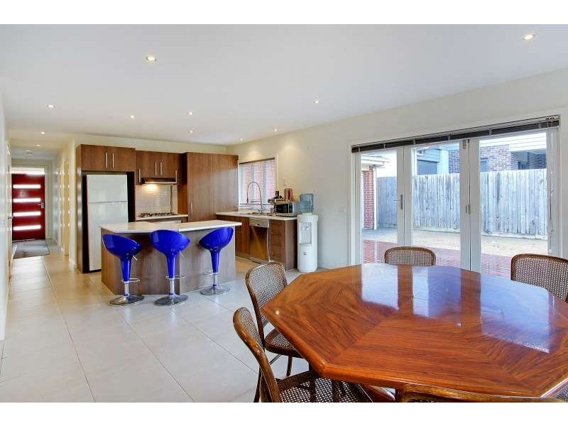 71 St Mitchell Circuit, Mornington VIC 3931