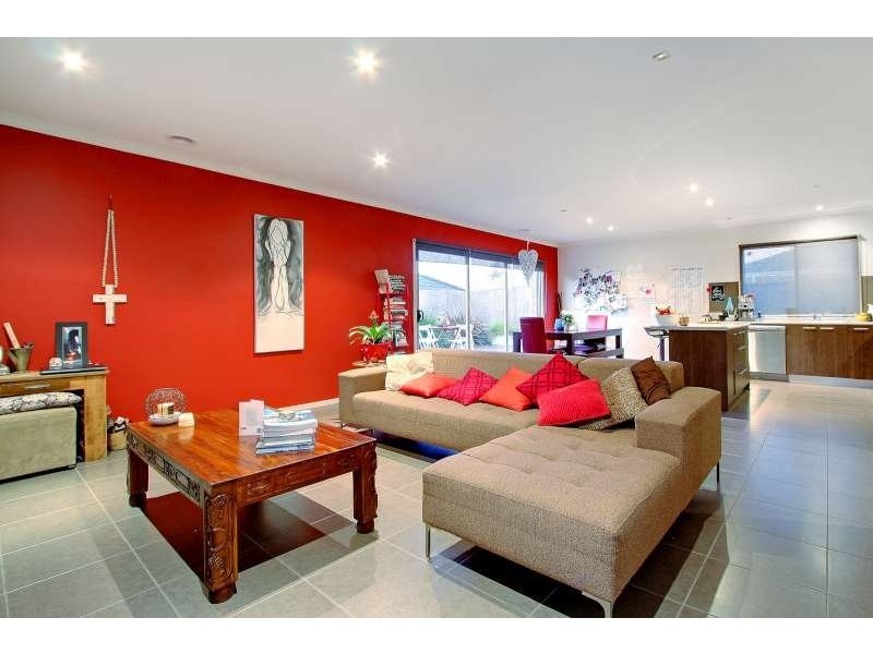 26 Trafalgar Square, Mount Martha VIC 3934