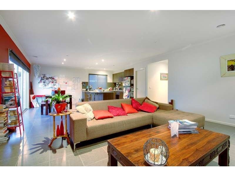 26 Trafalgar Square, Mount Martha VIC 3934