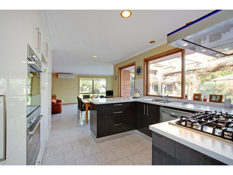 7 Jamboree Close, Mornington VIC 3931