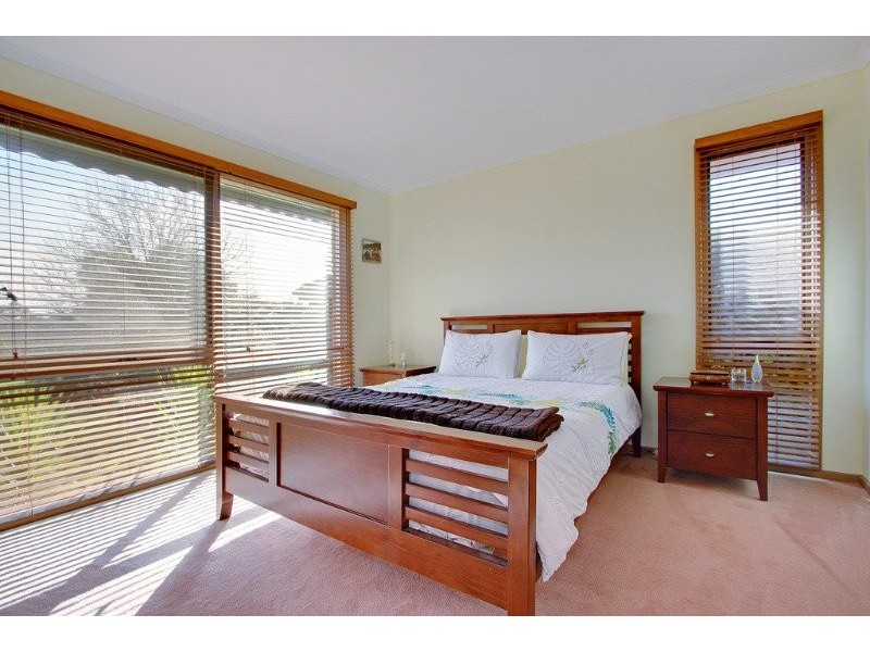 7 Jamboree Close, Mornington VIC 3931