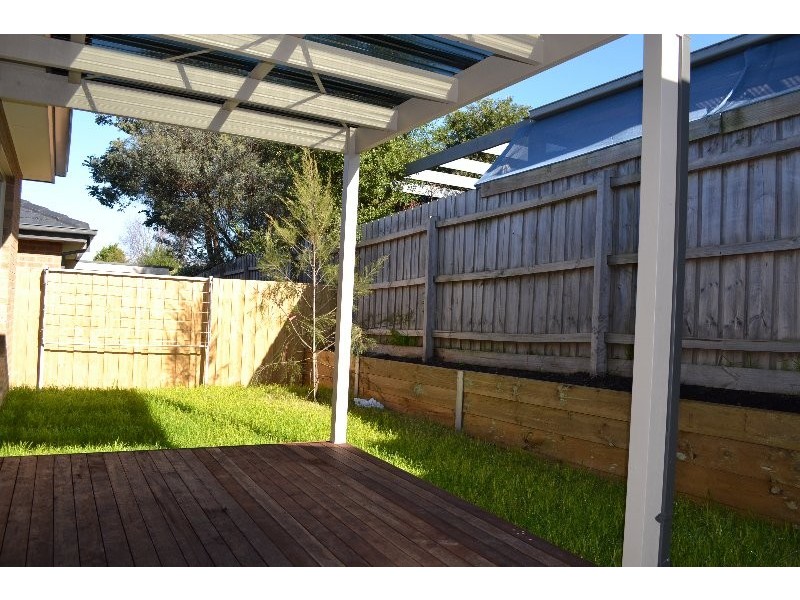 2/90 Harrap Road, Mount Martha VIC 3934