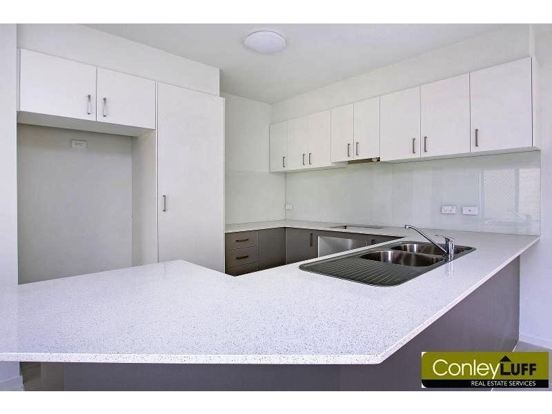 16 Hutson Way, Mount Martha VIC 3934