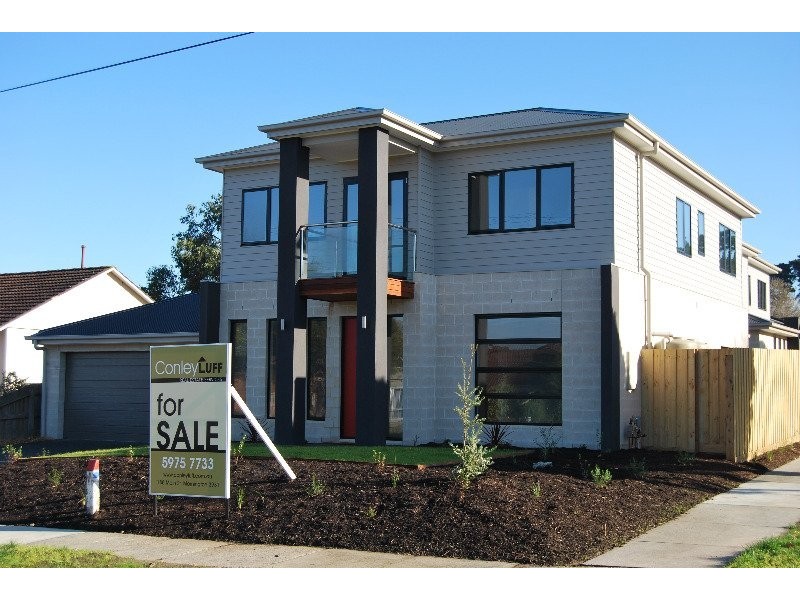 16 Iluka Street, Mornington VIC 3931