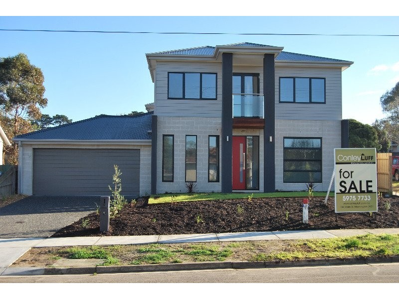 16 Iluka Street, Mornington VIC 3931