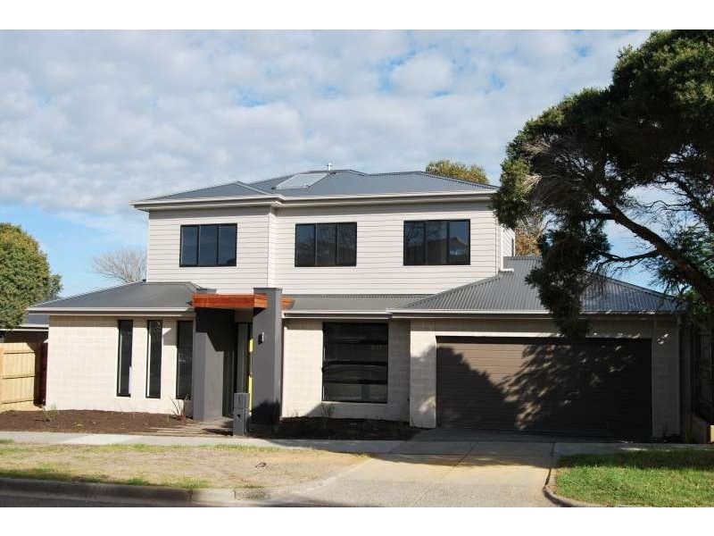 6 Perkins Street, Mornington VIC 3931