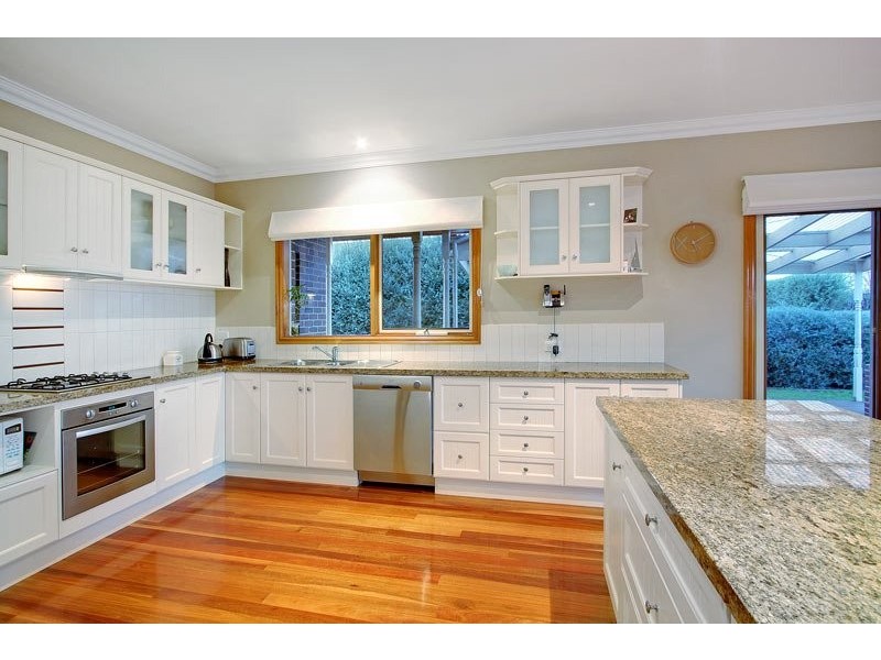 8 Ella Bella Way, Mornington VIC 3931