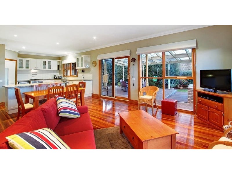 8 Ella Bella Way, Mornington VIC 3931