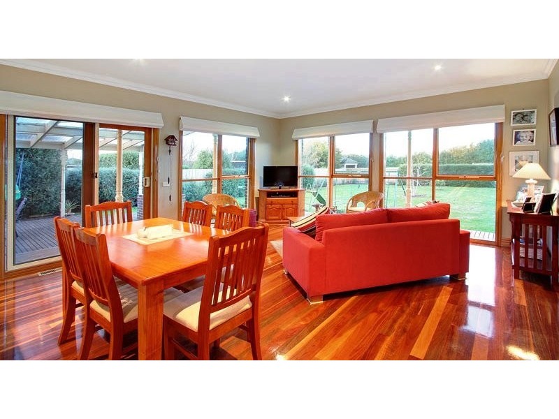 8 Ella Bella Way, Mornington VIC 3931