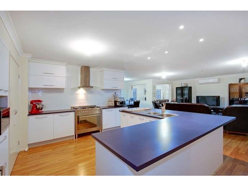 6 Eden Park Drive, Mornington VIC 3931